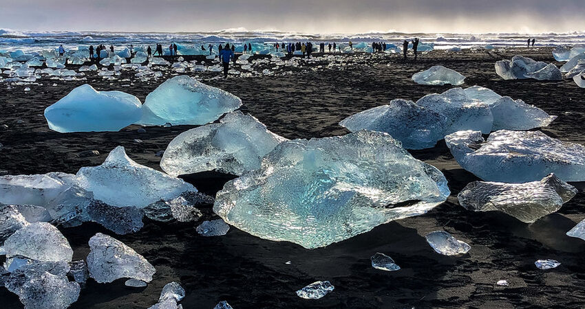 İZLANDA VE KUZEY IŞIKLARI