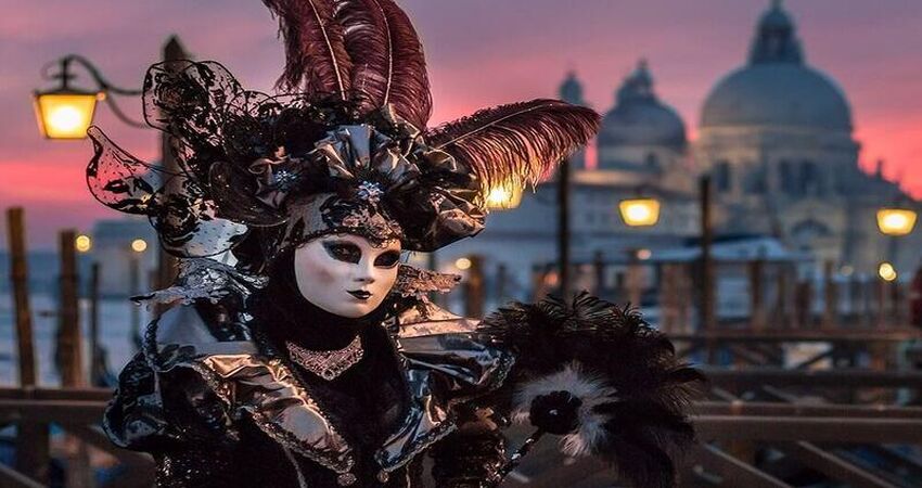 VENEDİK KARNAVALI TURU (SEVGİLİLER GÜNÜ ÖZEL)